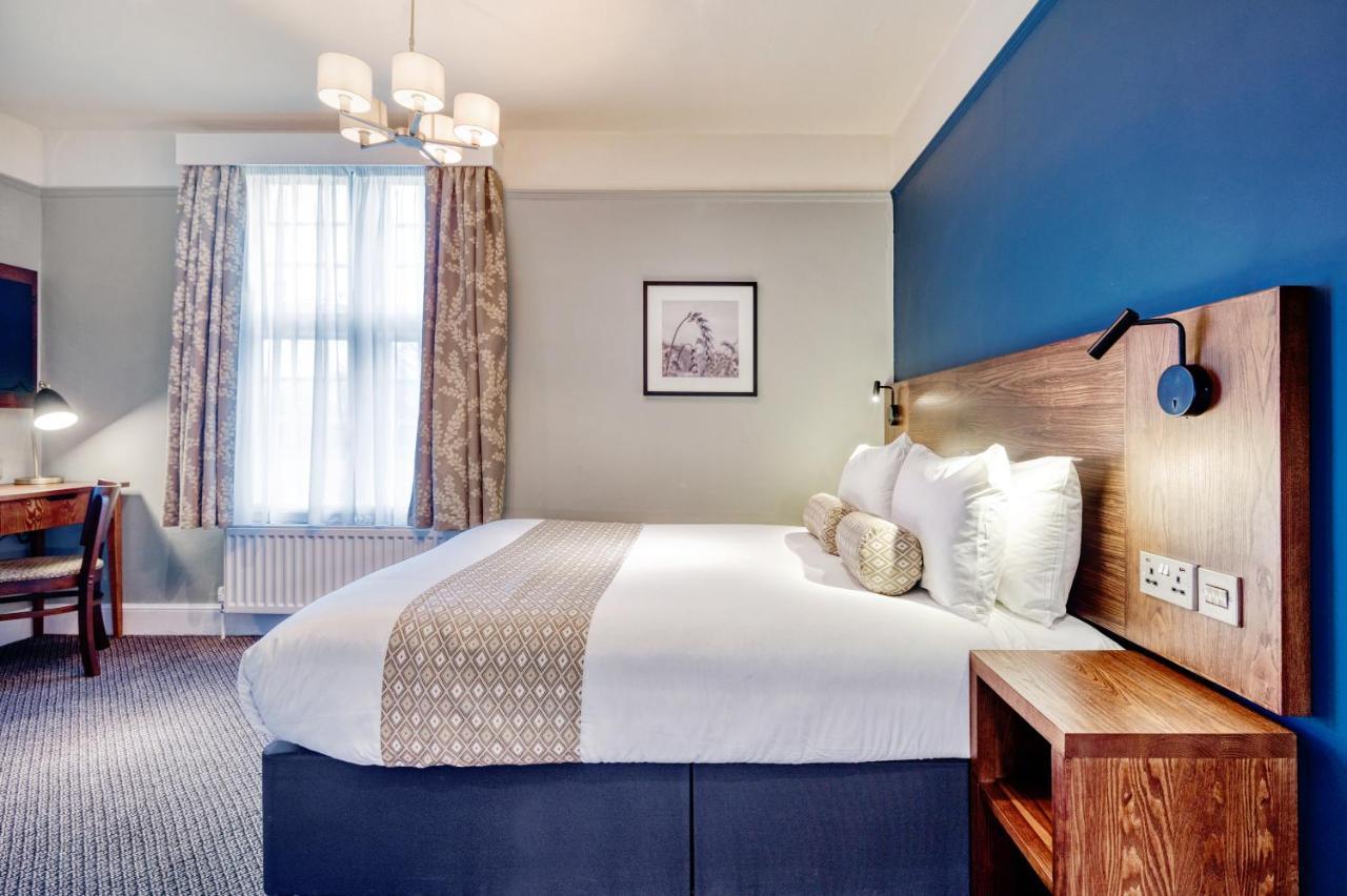 The Wheatsheaf By Innkeeper's Collection Отель Уокинг